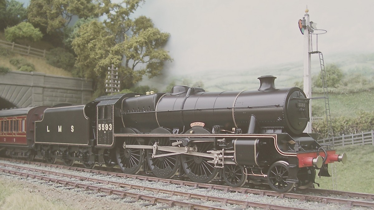 Stanier Jubilee No 5593 Kolhapur was built at Glasgow by North British in 1934, named after an area of western India. 